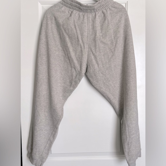 H&M Sweatpants - Picture 2 of 4